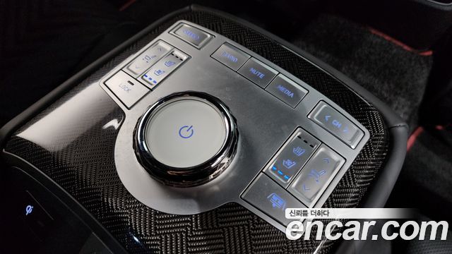 Genesis G80 2024 — photo 17