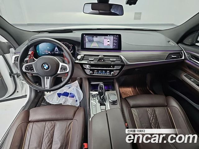 BMW Gran Turismo 2021 — photo 7