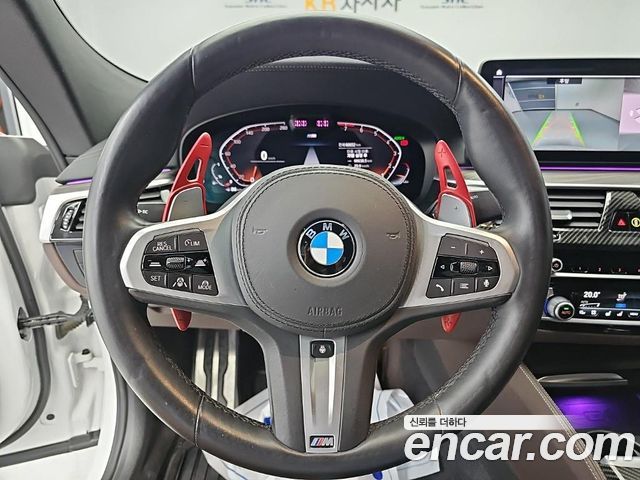 BMW Gran Turismo 2021 — photo 9
