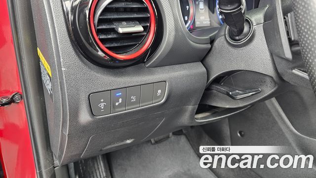 Hyundai Kona 2018 — photo 16