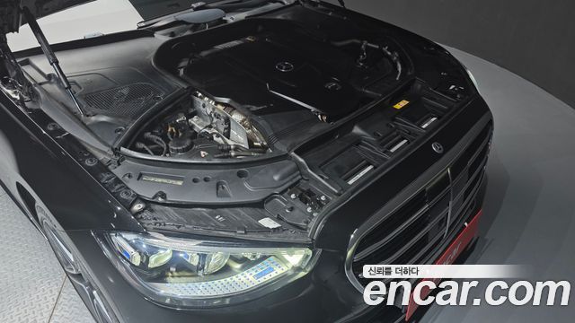 Mercedes-Benz S-Class 2022 — photo 6