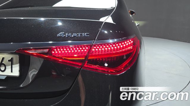 Mercedes-Benz S-Class 2022 — photo 9