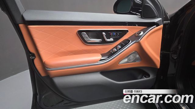 Mercedes-Benz S-Class 2022 — photo 14