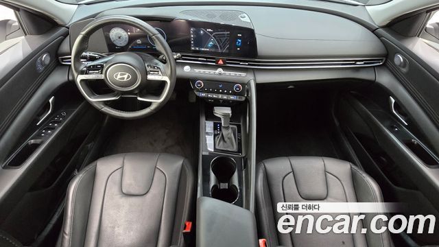 Hyundai AVANTE 2025 — photo 10