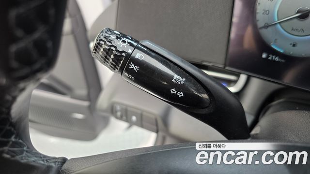 Hyundai AVANTE 2025 — photo 25