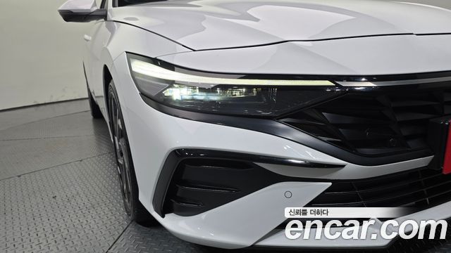 Hyundai AVANTE 2025 — photo 8