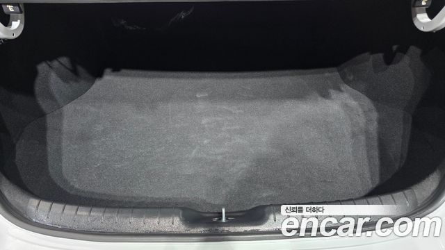 Hyundai AVANTE 2025 — photo 34