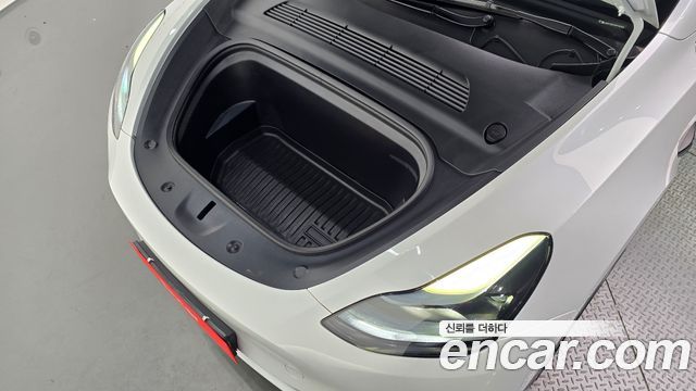 Tesla Model Y 2023 — photo 6