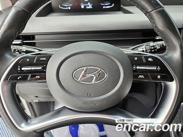Hyundai Staria 2022 — photo 12