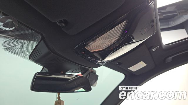 BMW 5-Series 2023 — photo 27