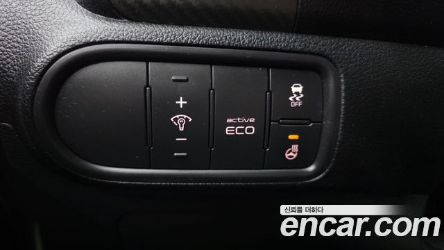 Kia K3 2014 — photo 13
