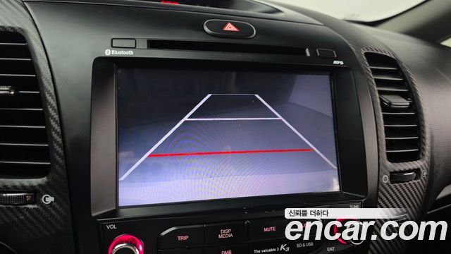 Kia K3 2014 — photo 17