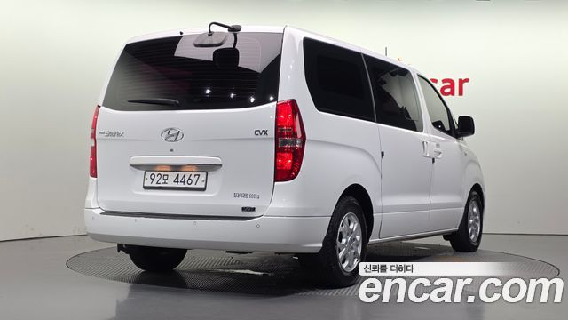Hyundai Starex 2014 — photo 2