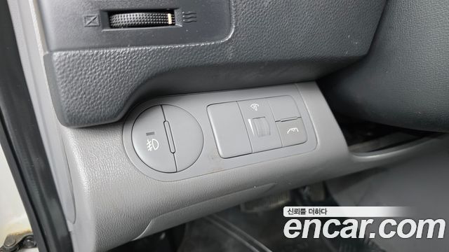 Hyundai Starex 2014 — photo 18