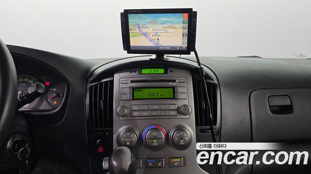 Hyundai Starex 2014 — photo 20