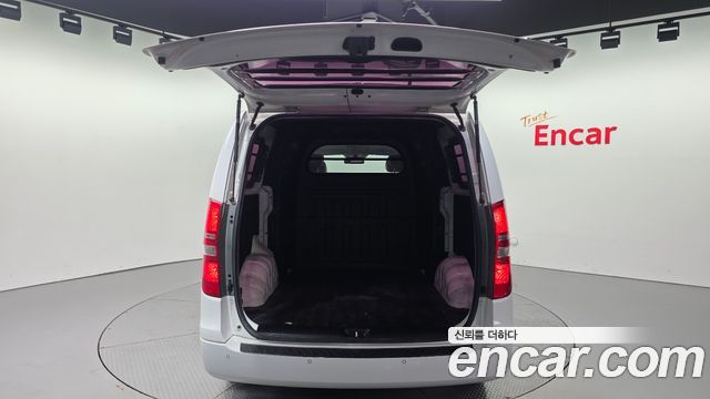 Hyundai Starex 2014 — photo 25