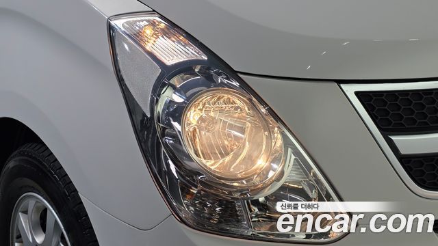 Hyundai Starex 2014 — photo 8