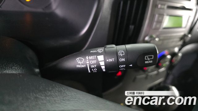 Hyundai Starex 2014 — photo 27