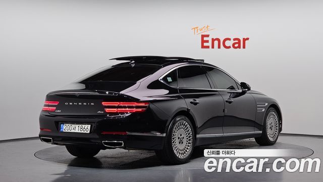 Genesis G80 2023 — photo 2