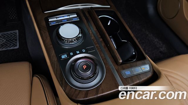 Genesis G80 2023 — photo 9