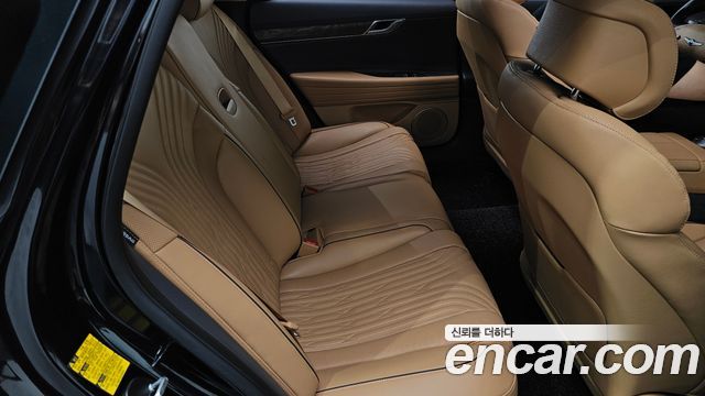 Genesis G80 2023 — photo 12