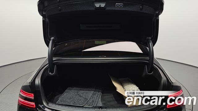 Genesis G80 2023 — photo 20