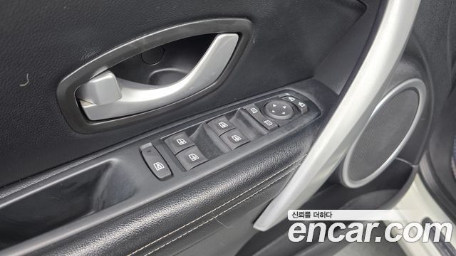 Renault Korea SM3 2012 — photo 14
