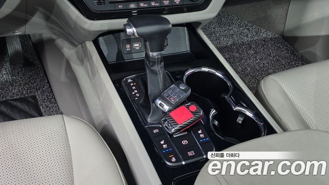 Kia Canival 2019 — photo 12