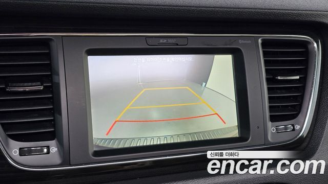 Kia Canival 2019 — photo 22