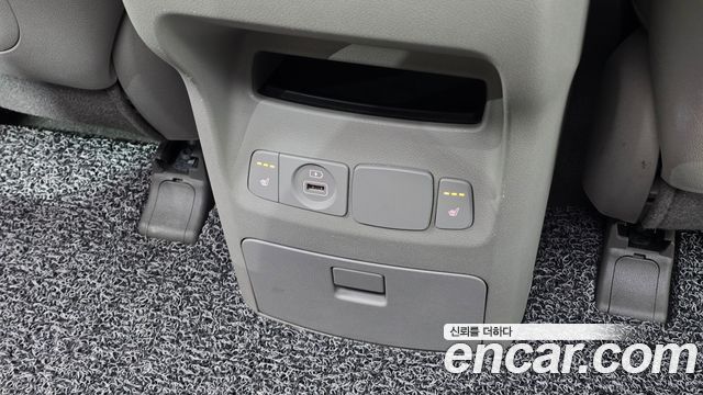 Kia Canival 2019 — photo 29