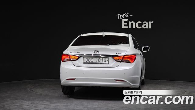 Hyundai Sonata 2014 — photo 4