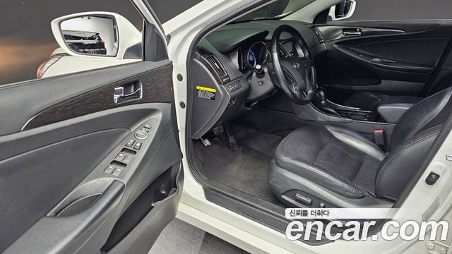 Hyundai Sonata 2014 — photo 10