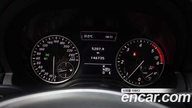 Mercedes-Benz A-Class 2014 — photo 8