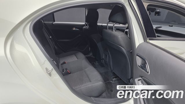 Mercedes-Benz A-Class 2014 — photo 12