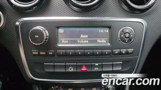 Mercedes-Benz A-Class 2014 — photo 15