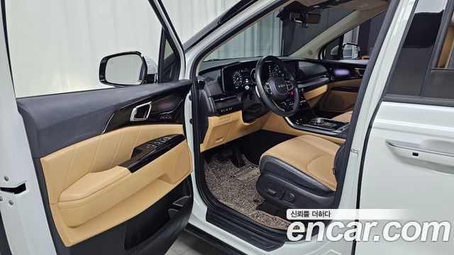 Kia Canival 2023 — photo 10