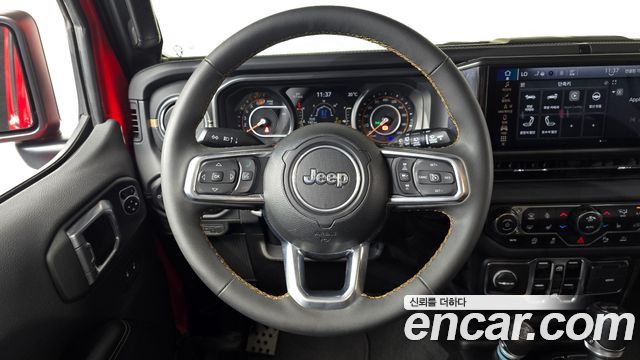Jeep Wrangler 2024 — photo 13