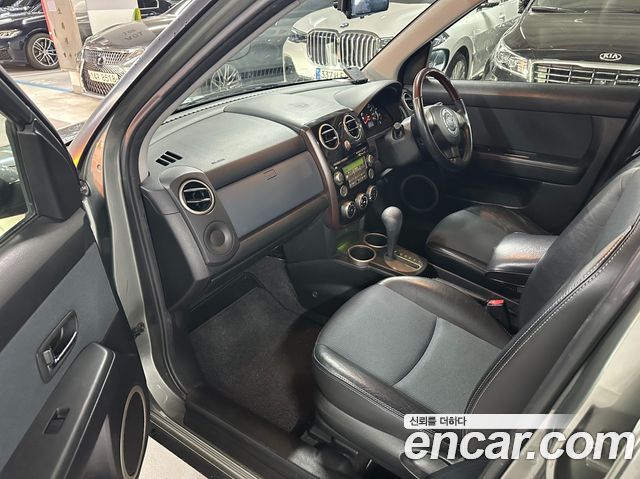 Mazda Verisa 2006 — photo 12