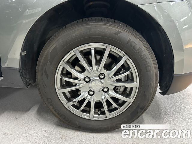 Mazda Verisa 2006 — photo 19