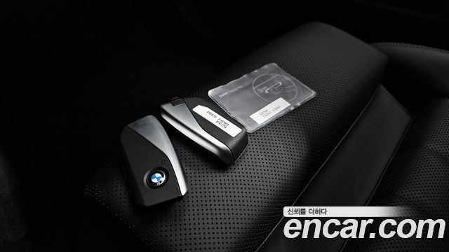 BMW 5-Series 2025 — photo 39