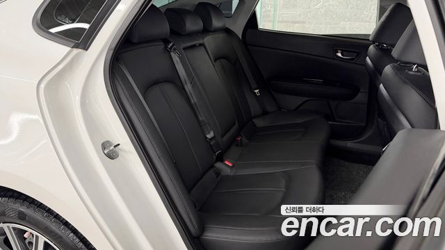 Kia K5 2019 — photo 12