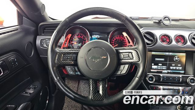 Ford Mustang 2015 — photo 12