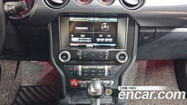 Ford Mustang 2015 — photo 13