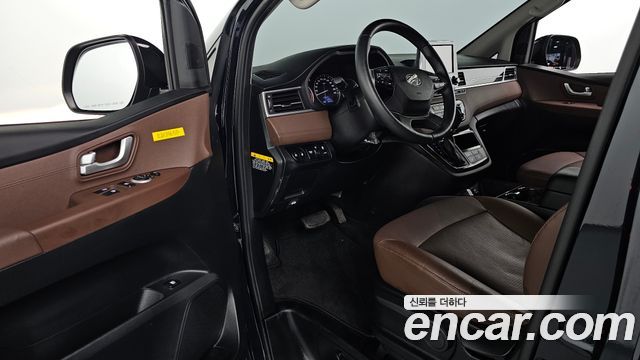 Hyundai Starex 2021 — photo 13