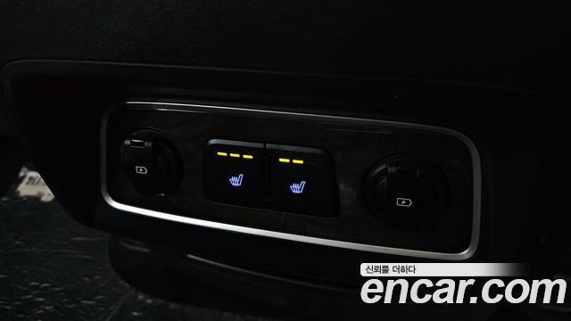 Hyundai Starex 2021 — photo 23
