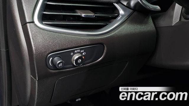 Chevrolet Korea Malibu 2017 — photo 16