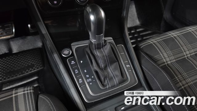 Volkswagen Golf 2016 — photo 9