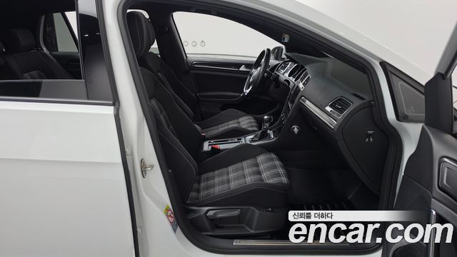 Volkswagen Golf 2016 — photo 11