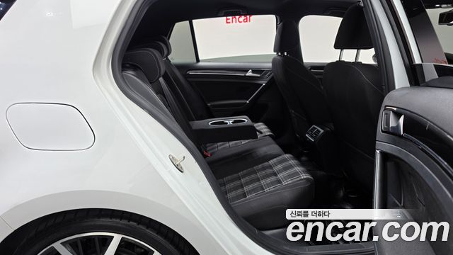 Volkswagen Golf 2016 — photo 12