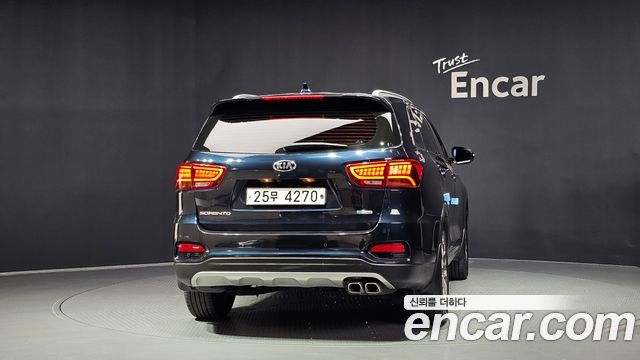 Kia Sorento 2019 — photo 4
